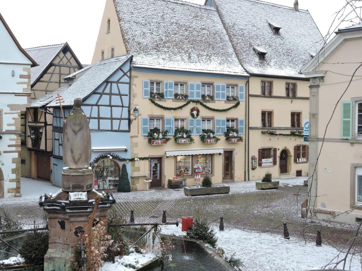 Gites Au Chateau Fleuri Eguisheim Bilik gambar